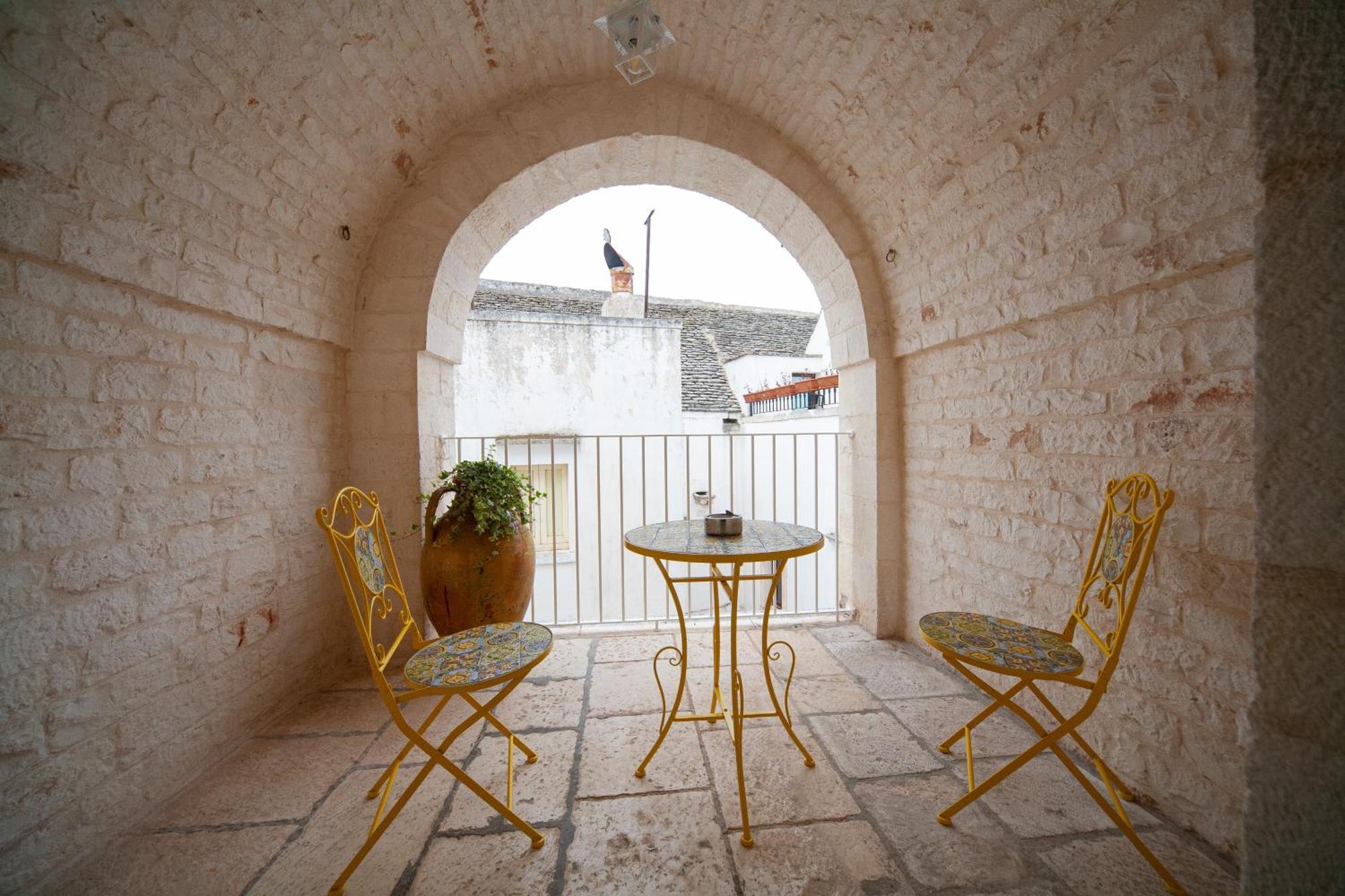 Hotel Bella Itria - Esclusiva Dimora Storica Del Borgo Antico Locorotondo Esterno foto