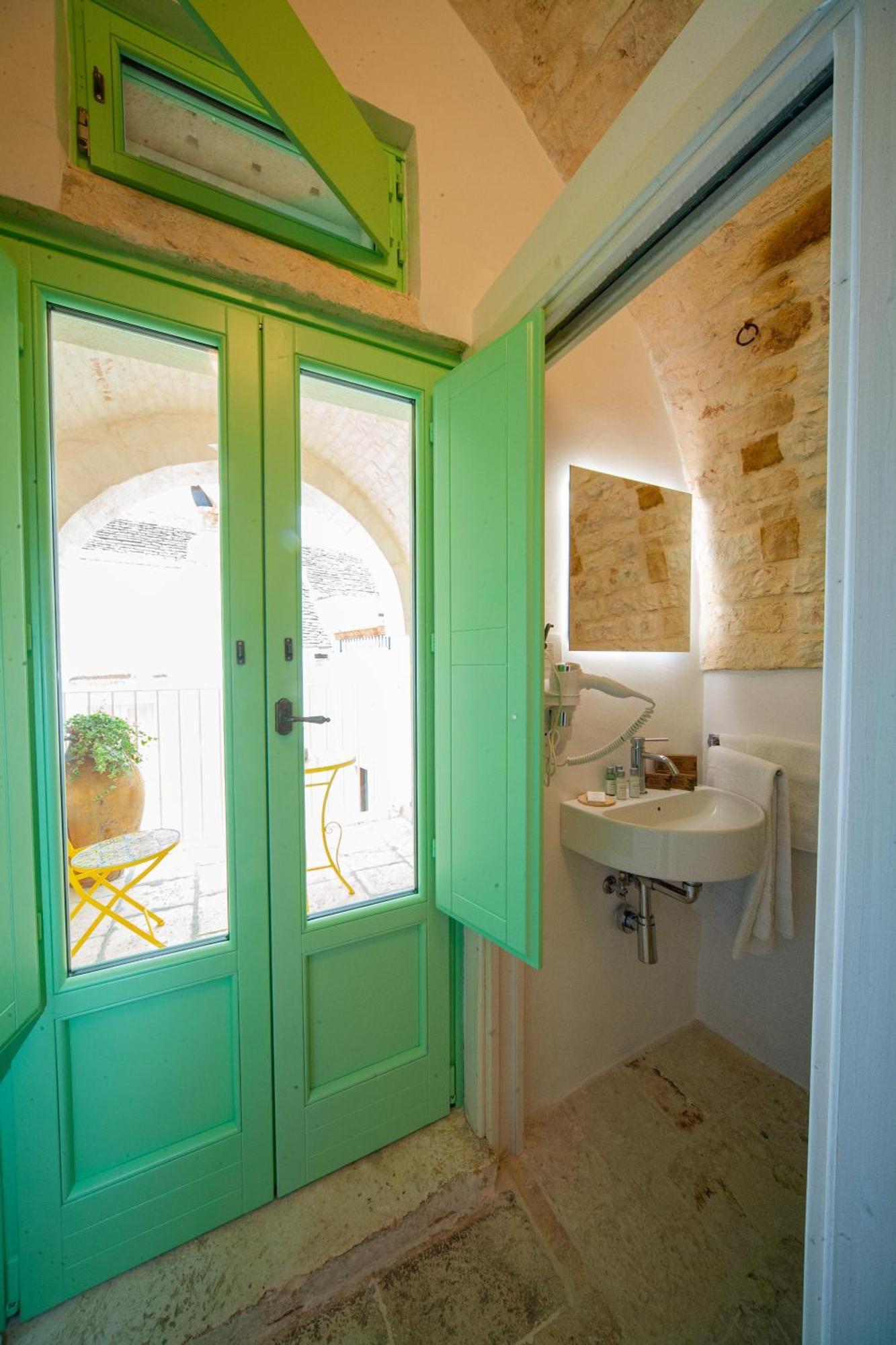 Hotel Bella Itria - Esclusiva Dimora Storica Del Borgo Antico Locorotondo Esterno foto